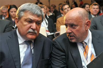 Csányi Sándor (OTP) és Krecz Tibor (Figyelő) (Fotó: MTI) 